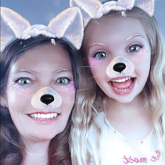 Meet your Posher, Corri - Picture 6 of 9